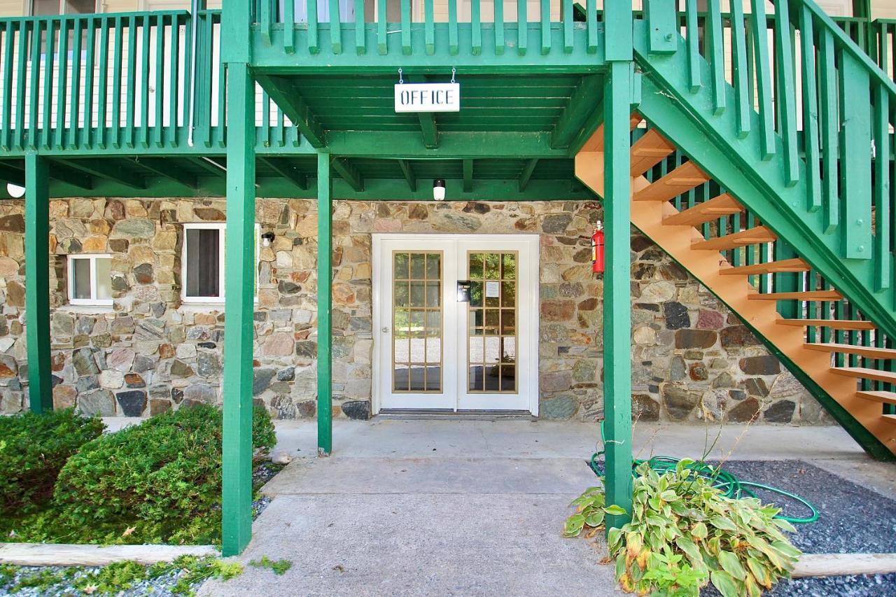 Westbrook Inn Lake George Exterior photo